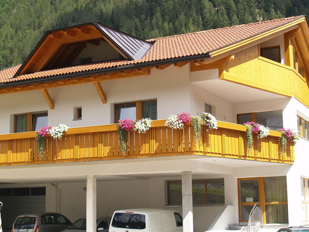 Cafe Schneider Bed & Breakfast Lappago Ngoại thất bức ảnh